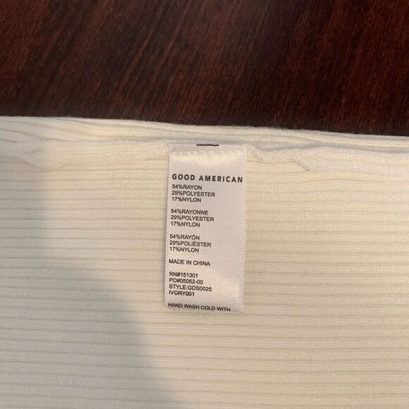 Good American rib midi  Pencil skirt in white size S and M, NWT - Picture 7 of 9